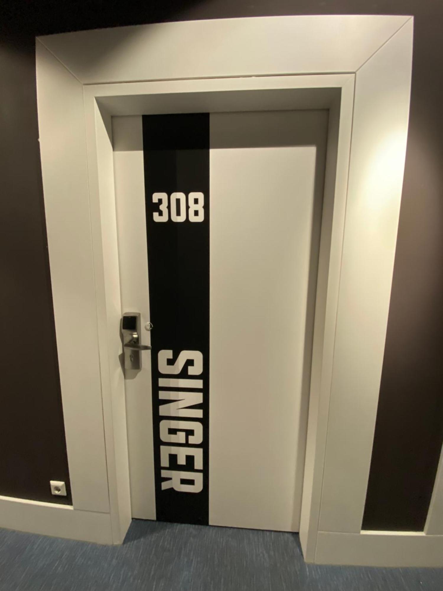 Quadruple Room Bathroom
